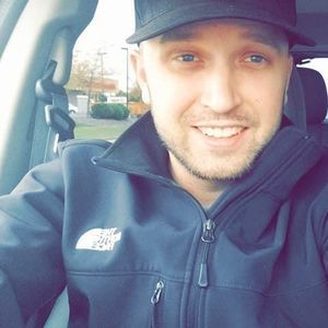 Meet your Posher, Aaron